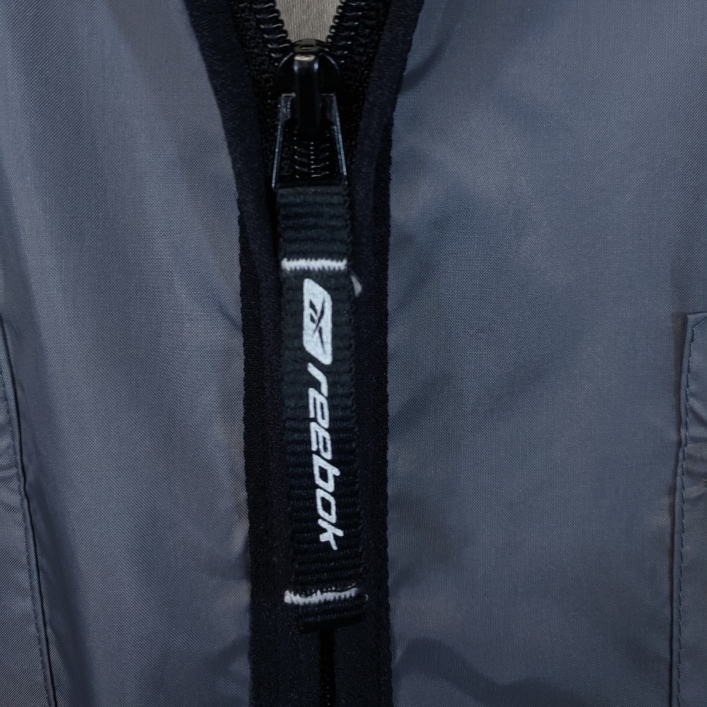 Reebok Performance Windbreaker - Picture 2 of 5